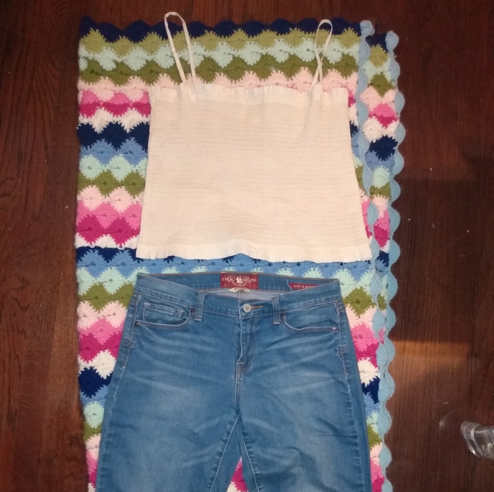 White Crop Top - Picture 5 of 5